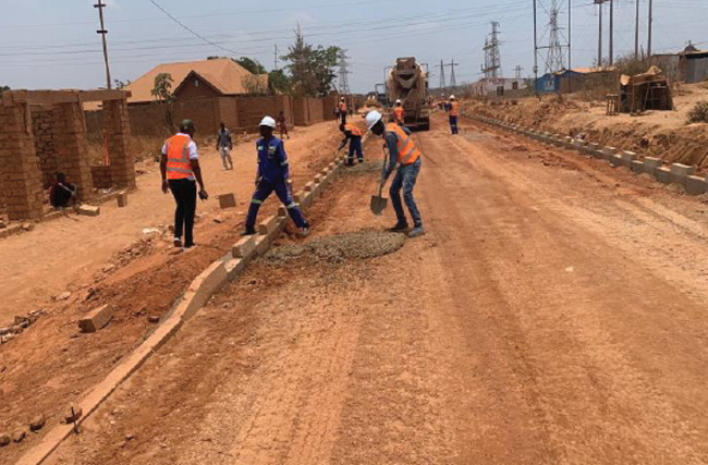 Construction de la route Biayi prolongée vers la route de contournement (6,1Km)